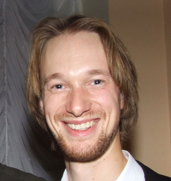 Максим Большаков