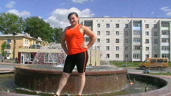 Анюта Тенетова