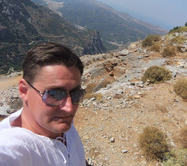 Андрей Мельников