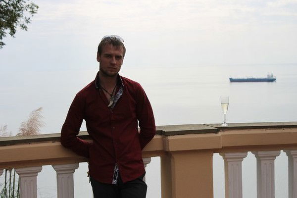 Алексей Захаров