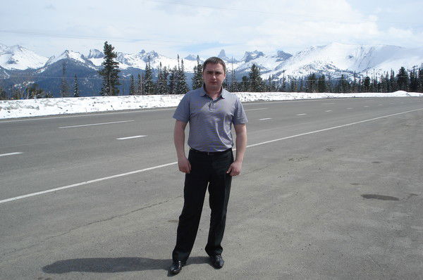 Евгений Цветов