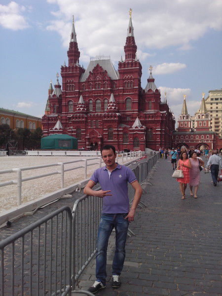 Аброр Гафуров