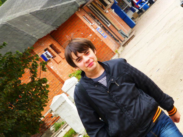 Леонов Владислав