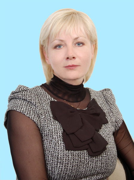 Елена Левченко