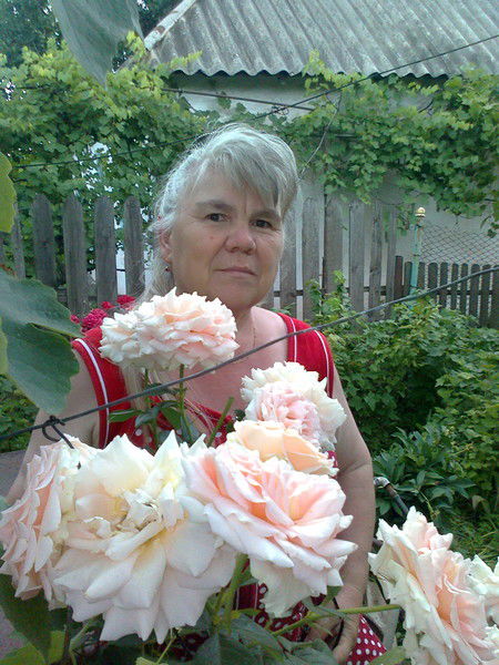 Люба Полит (Григина)