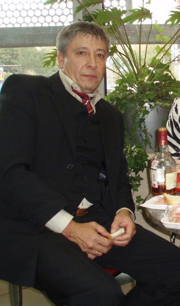 Игорь Лысенков