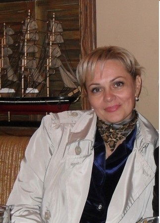 Елена Симонова