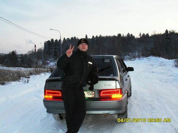 Денис Борисов