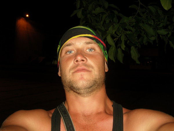 Александр Школьников