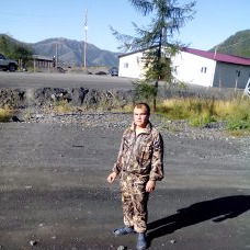 Петр Андронов