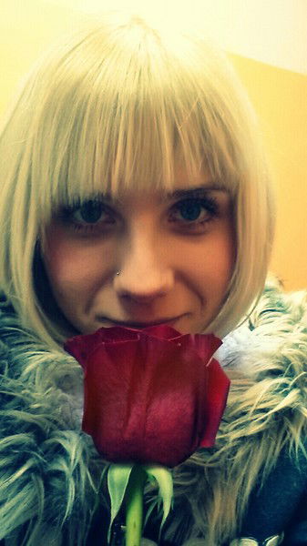 Аня Сутулова