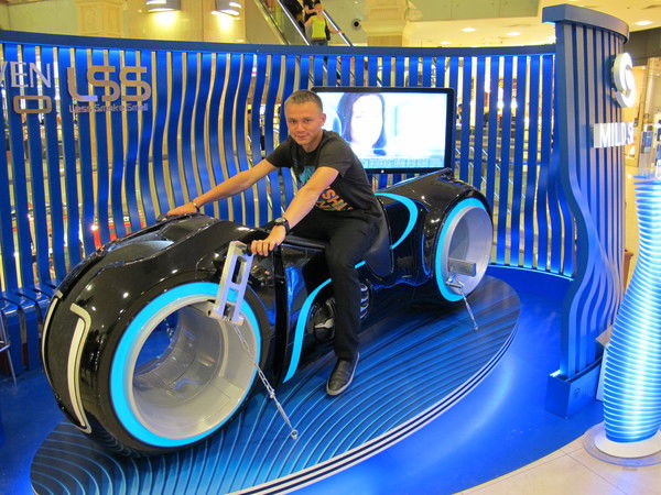 Миша Стратилатов