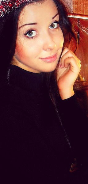 Лена Молодцова