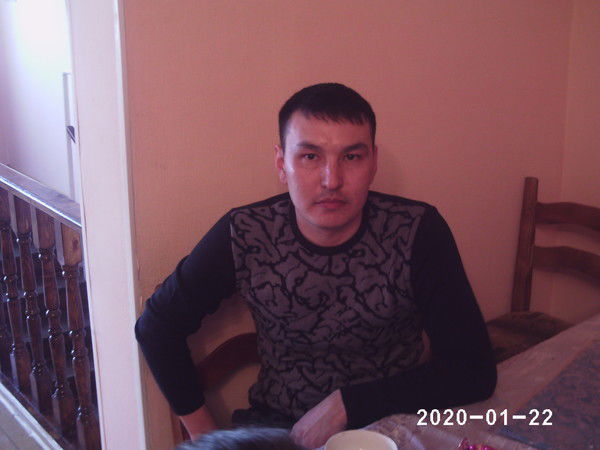 Жанат Хасенов