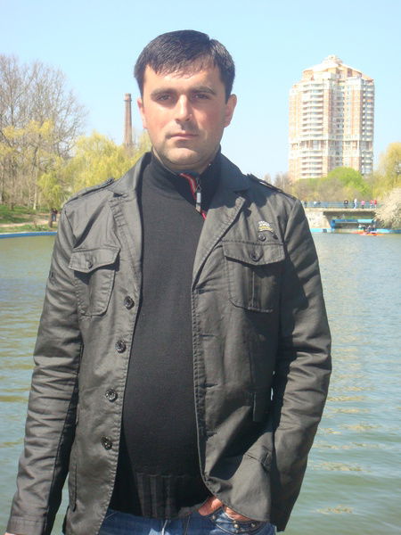 Олег Мостолярчук