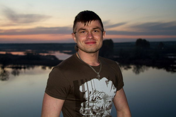 Владлен Захаров