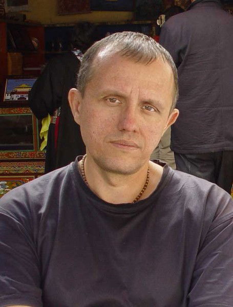 Виктор Иванов