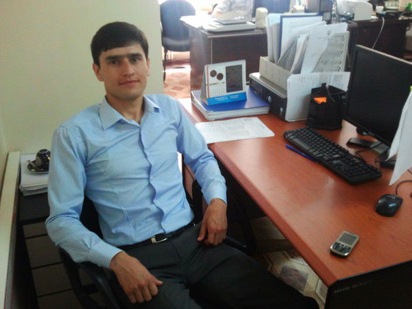 Акрам Давлатов