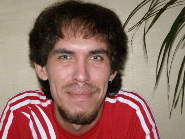 Олег Иващенко