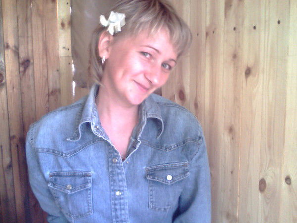 Лена Носенко