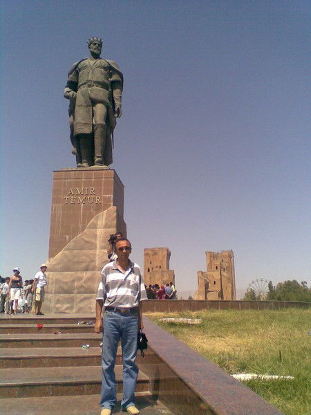 Боходир Султонов