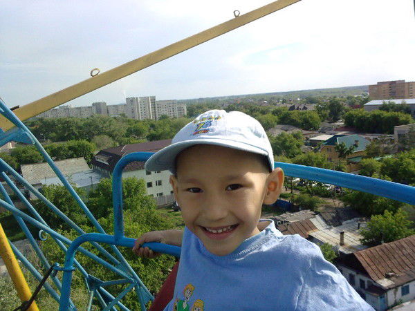 Амир Ануарбек