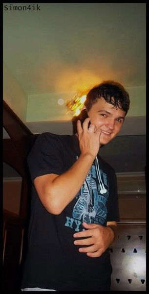 Simon4Ik ))