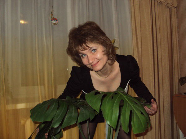 Лариса Романова