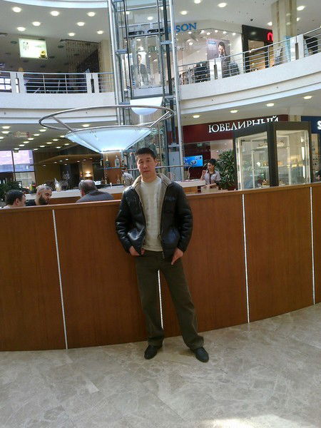 Урмат Сартов