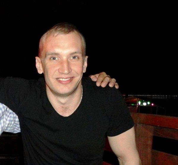 Денис Сивков