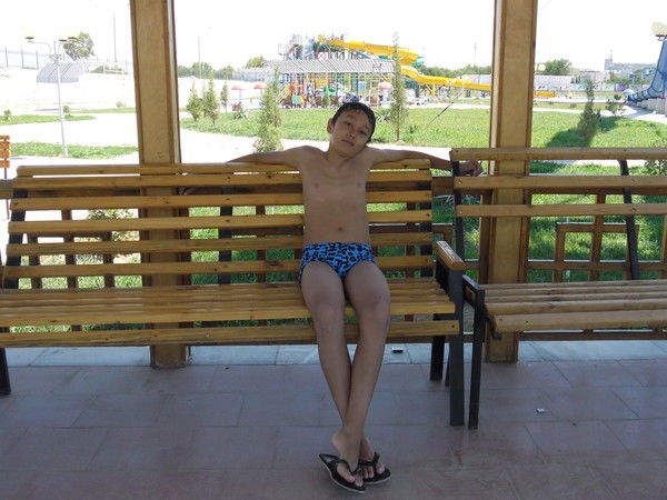 Темур Ашуров