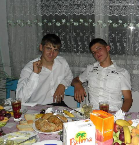 Виктор Султанов