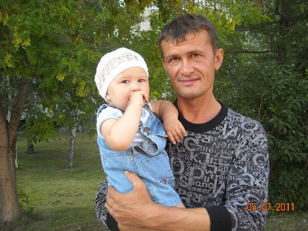 Андрей Комаров