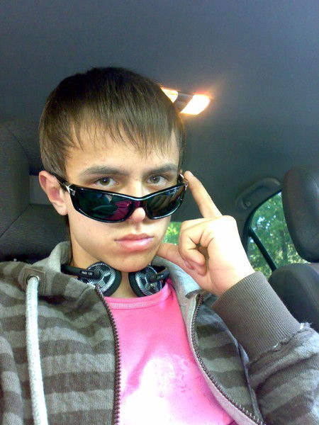 Артём Неонилин