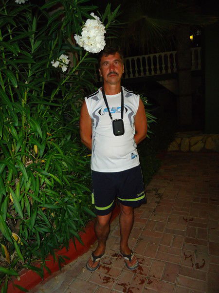 Жук Геннадий