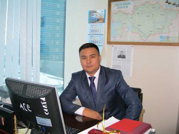 Асхат Акынбеков