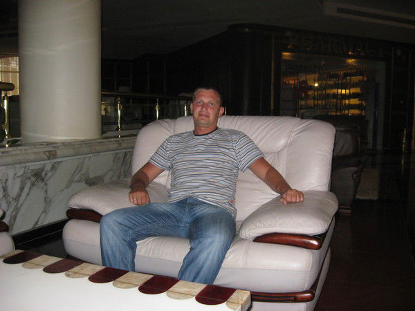 Александр Александронец