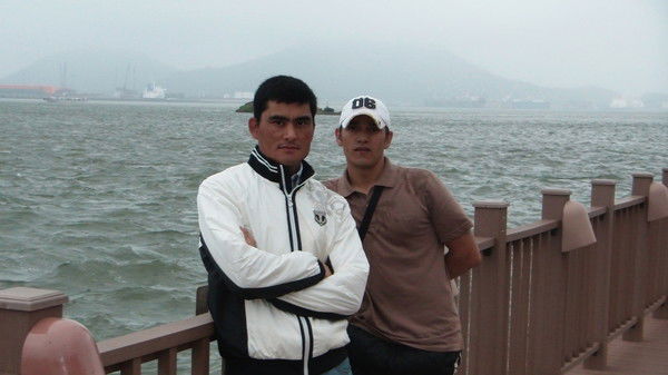 Ахмаджон Худаёров