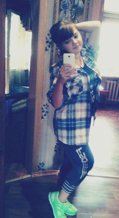 Катя Шартон