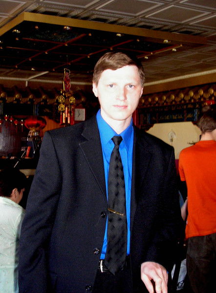 Виктор Карасев