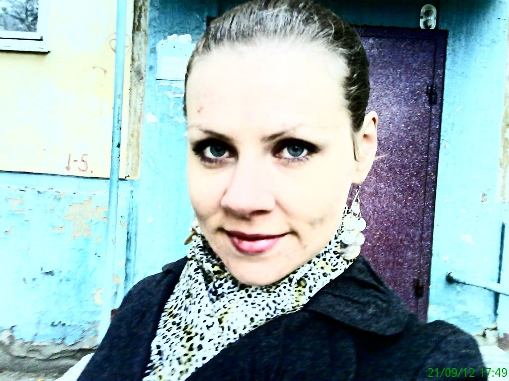 Натали Консур