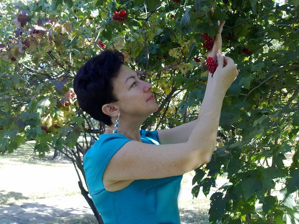 Лариса Попова