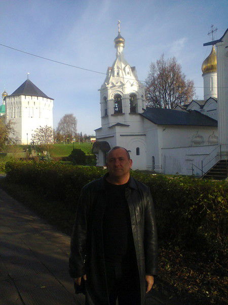 Юрий Лещенко