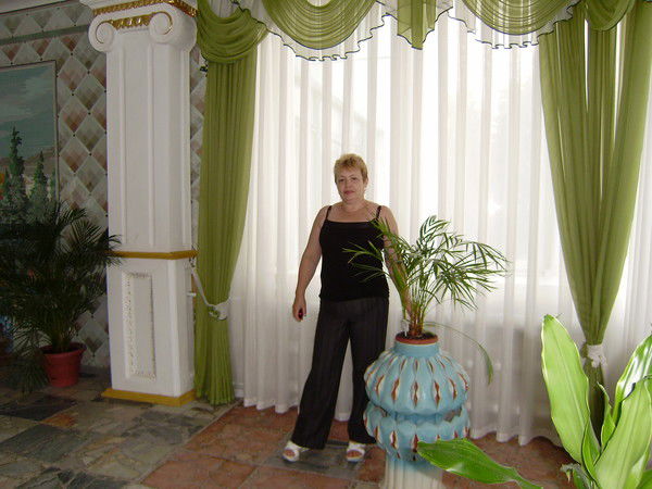 Елена Казьмирова