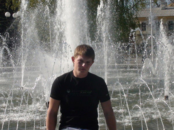 Павел Макаров