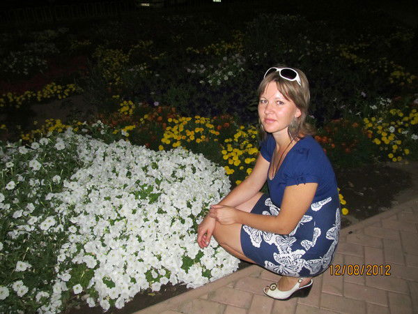 Анастасия Садварий