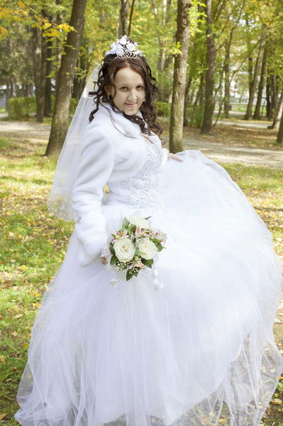 Эля Северова