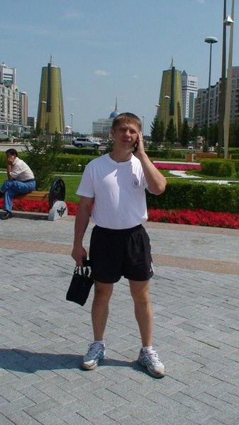 Владимир Красношеин