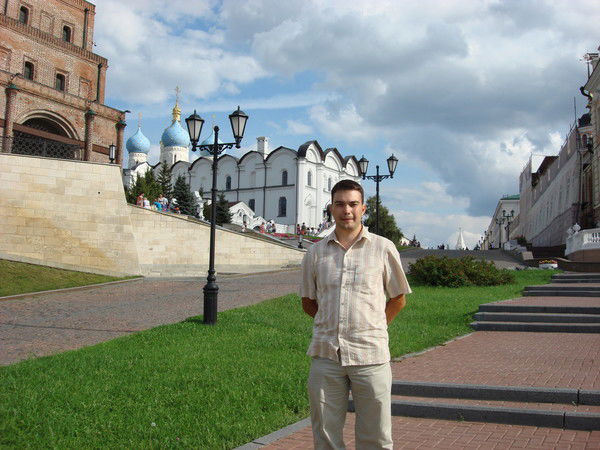 Владимир Булавцев