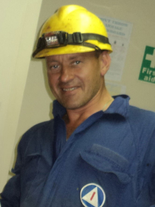 Александр Дуванский